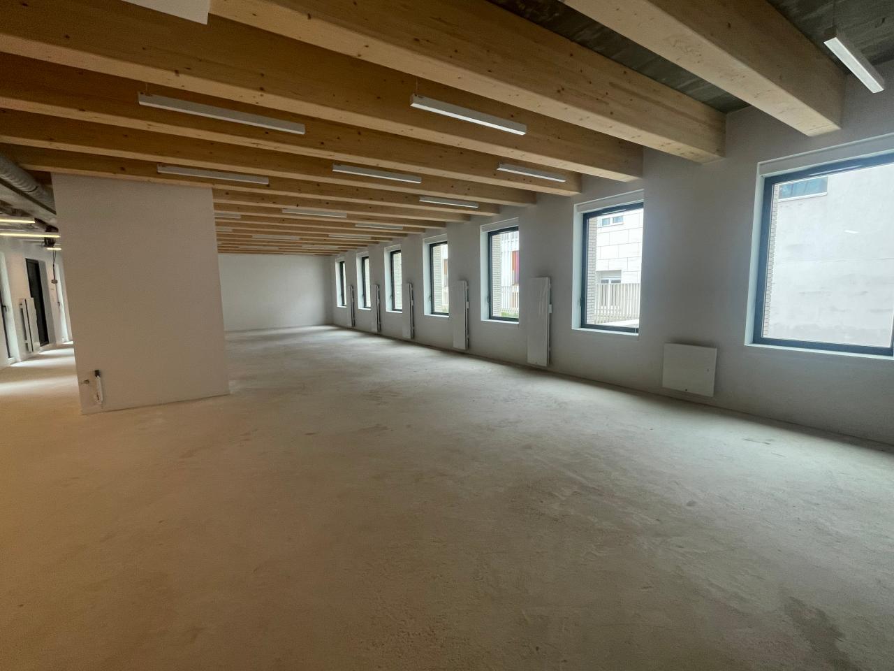 Bureau Paris 2112m² Location bureau Paris OLBUR2420193 6